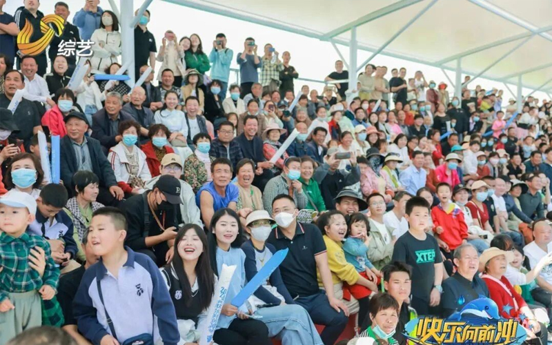 华信资讯丨快乐向前冲乳山赛道正式启幕 华信食品邀您共赴山海美味之约